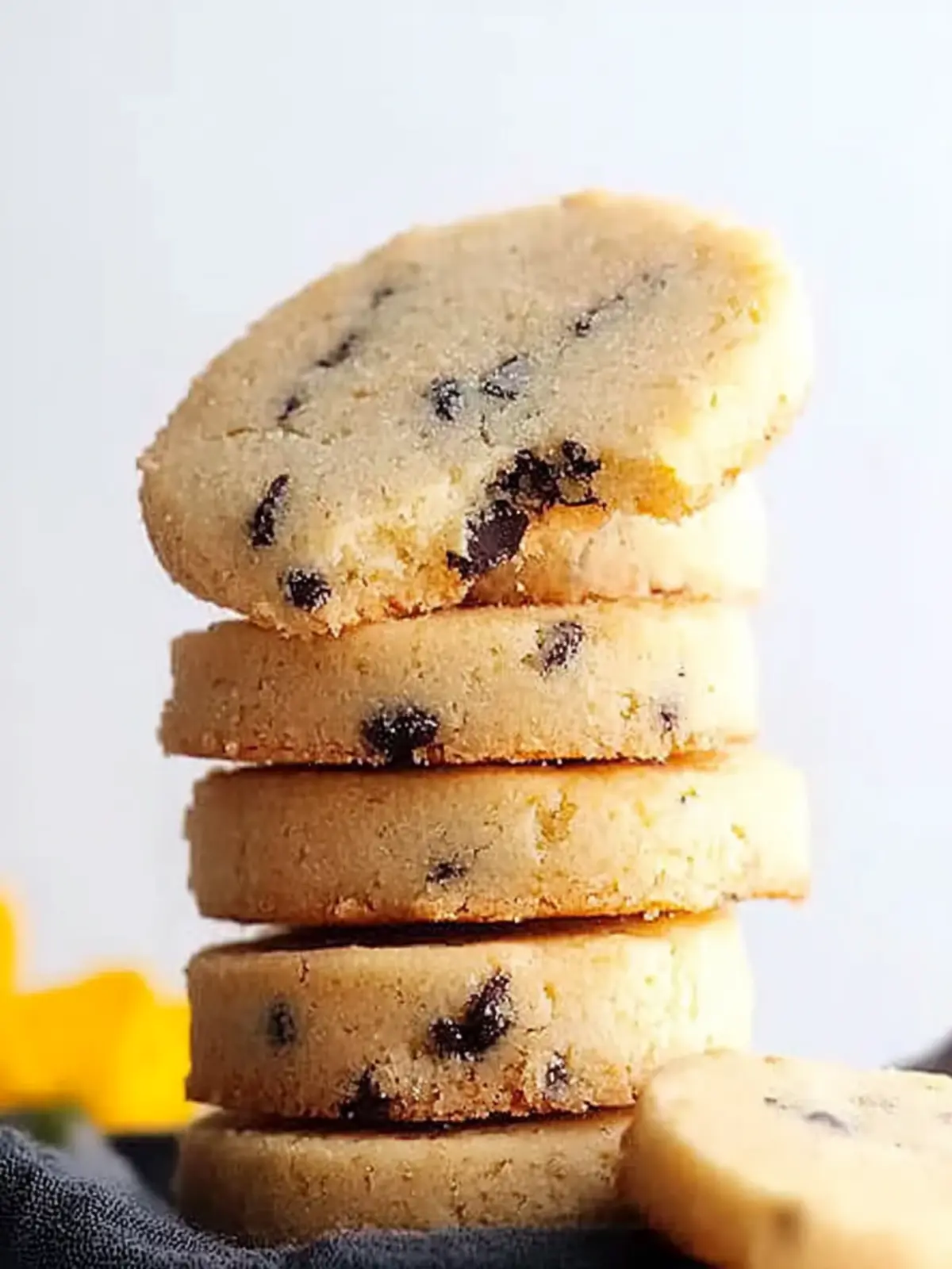 Vegan Shortbread Cookies That Melt in Your Mouth 5 Vegan Shortbread Cookies